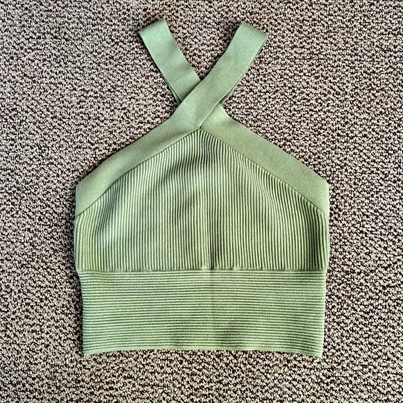 Abercrombie & Fitch Tops - Abercrombie cross neck